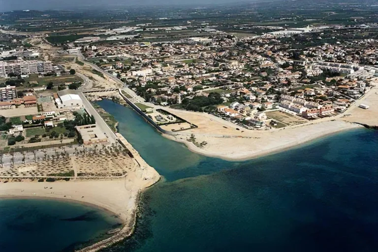Playa Boca del Riu Cervol 3 768x512