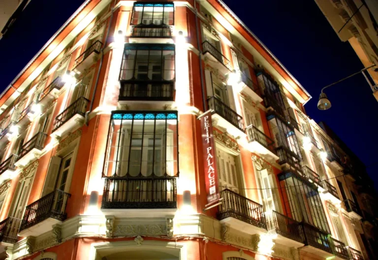 Petit Palace Plaza Malaga pet friendly5 768x528