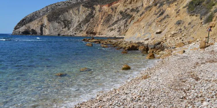 Cala Les Urques playa para perros en Calpe