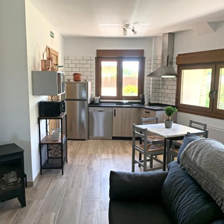 Casa rural Marquina3 768x768