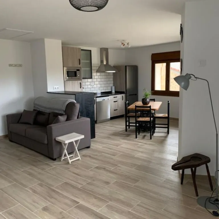 Casa rural Marquina4 768x768